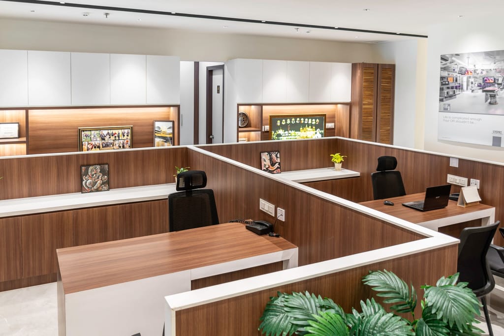 An open-plan office fitted out and ready for the business that takes it.